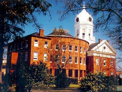 Monroe County Courthouse and Museum